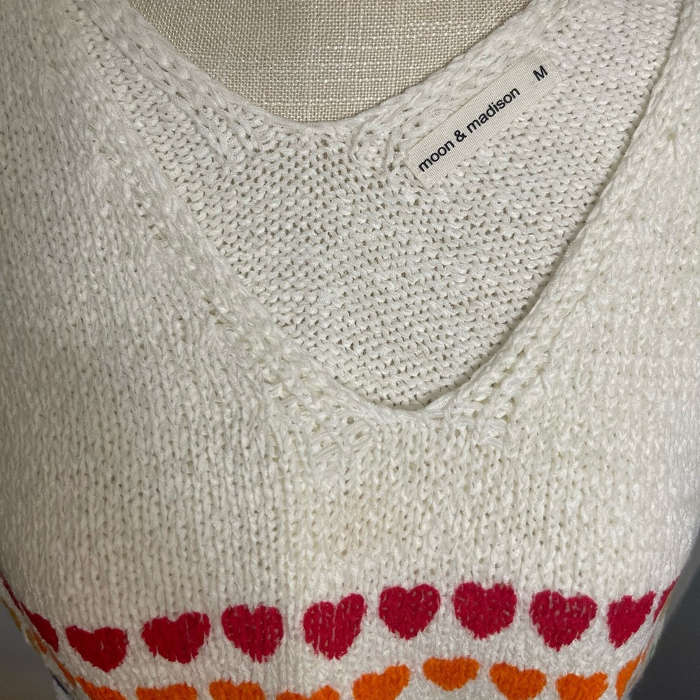 Colorful Heart Knit Tank Top - Picture 4 of 6